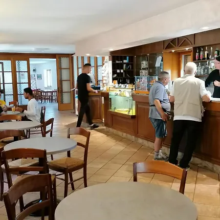 Casa Del Pellegrino ホテル 2*