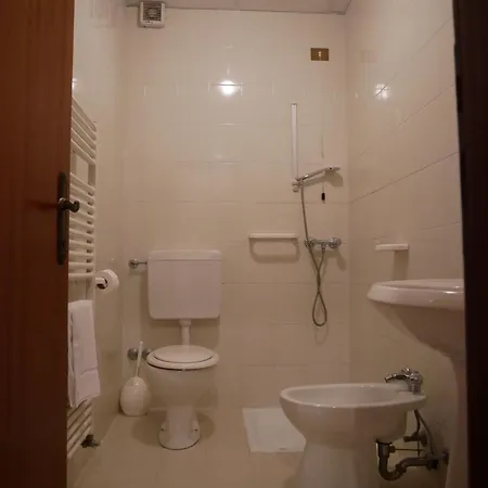 Casa Del Pellegrino - Hotel 2*